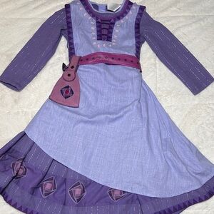 Disney Wish Asha dress up